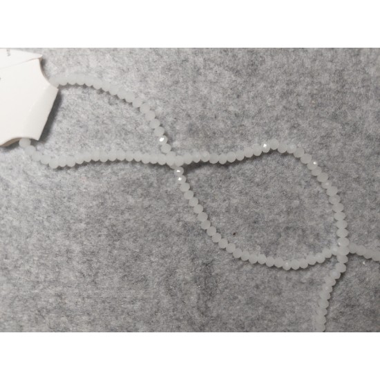 Бусины стеклянные матовые граненые d 4 мм белые 101, цена за 50 шт